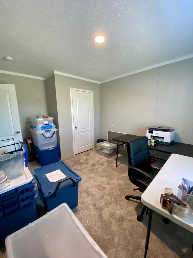 Building Photo - Home in Augusta Woods!!