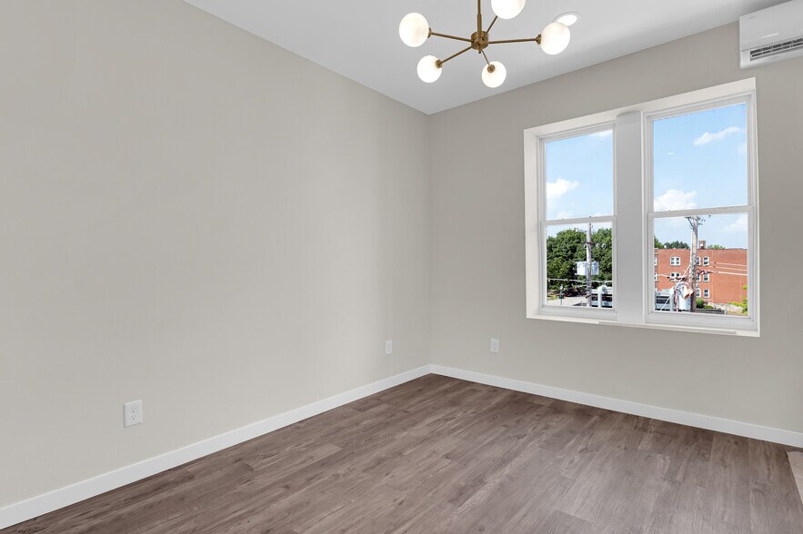 Building Photo - 6309 Delmar Blvd