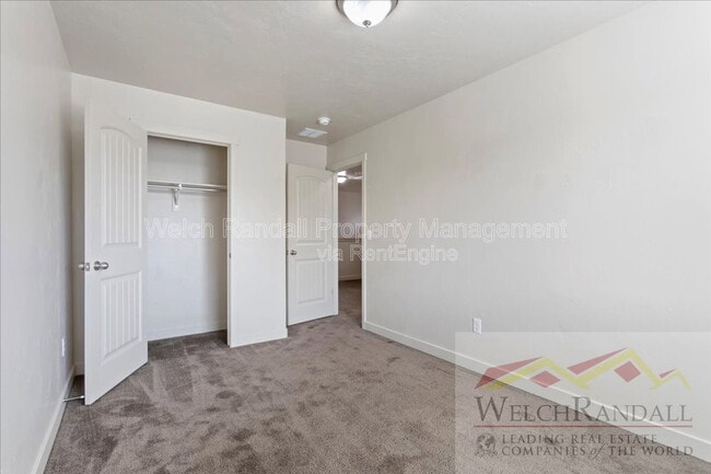 Building Photo - 1140 Seraphim Ct