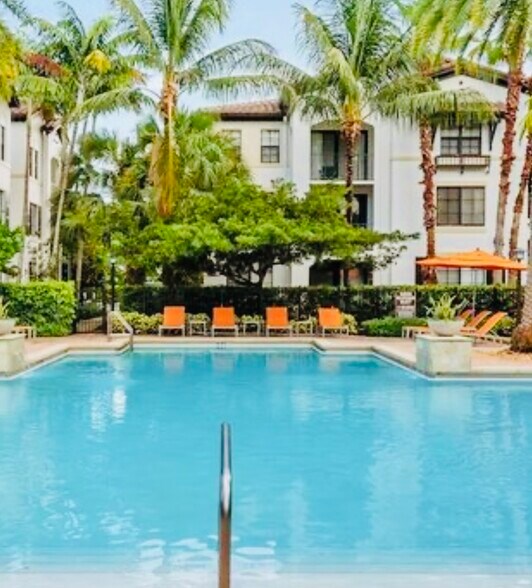 Building Photo - 3022 W Signature Dr