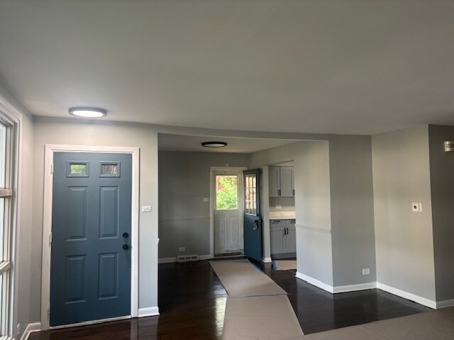 Building Photo - 17218 Forestway Dr