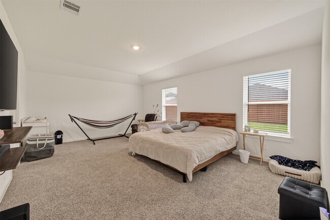Building Photo - 30518 White Cliff Ct