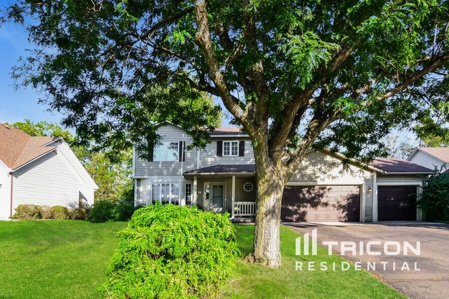 Primary Photo - 7173 Joplin Ave S