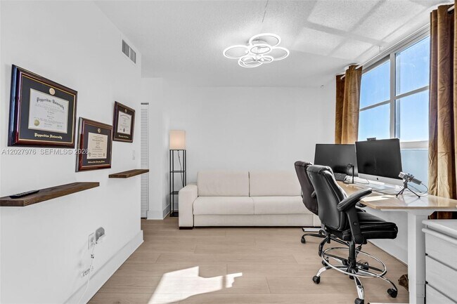 Building Photo - 9273 Collins Ave