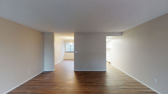 Building Photo - 1520 E Main St