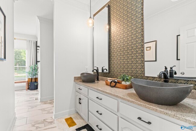 Building Photo - 122 Navaho Trail