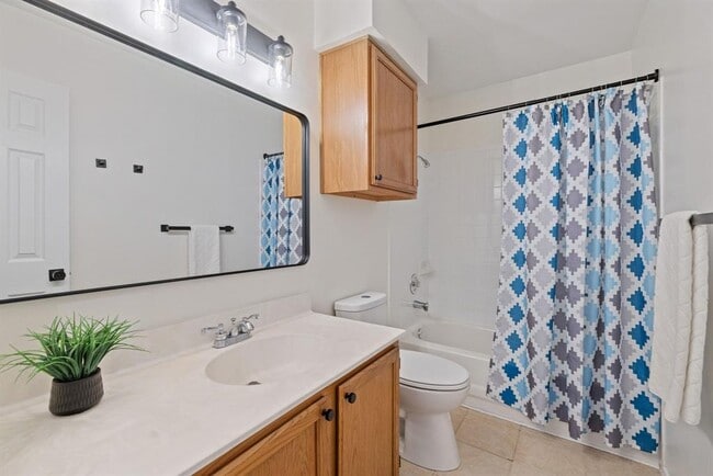 Building Photo - 13108 Tilder Dr