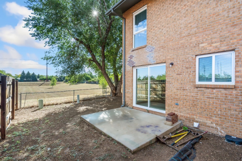 Building Photo - 1618 Banyan Dr