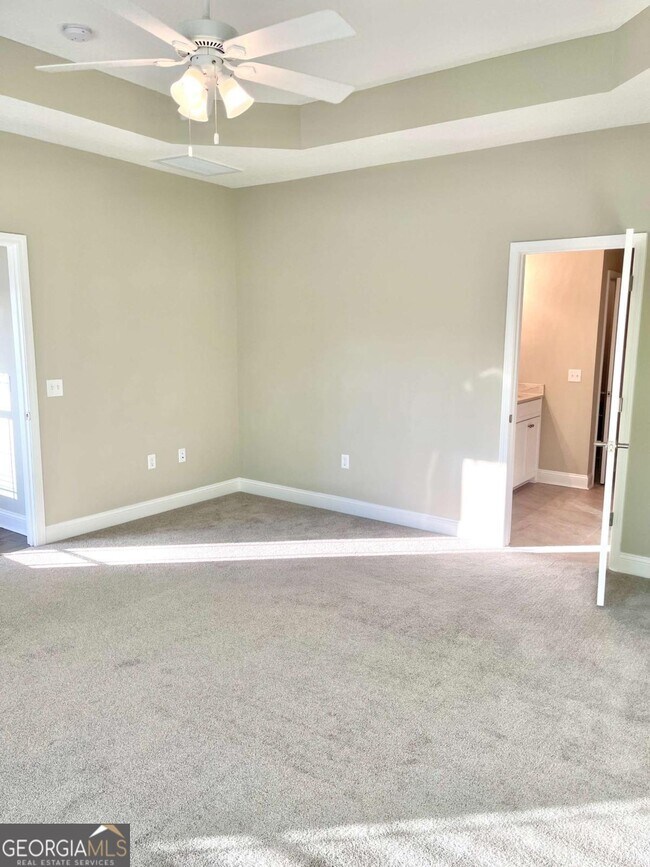 Building Photo - 160 The Villas Wy