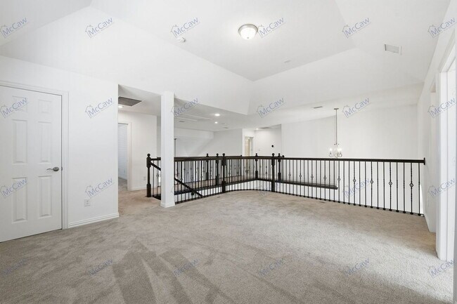 Building Photo - 6700 Palmdale Ln