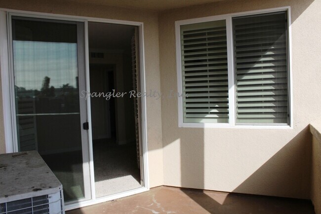 Building Photo - 553 Laguna Dr