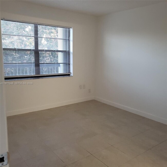 Building Photo - 1301 NE 7th St