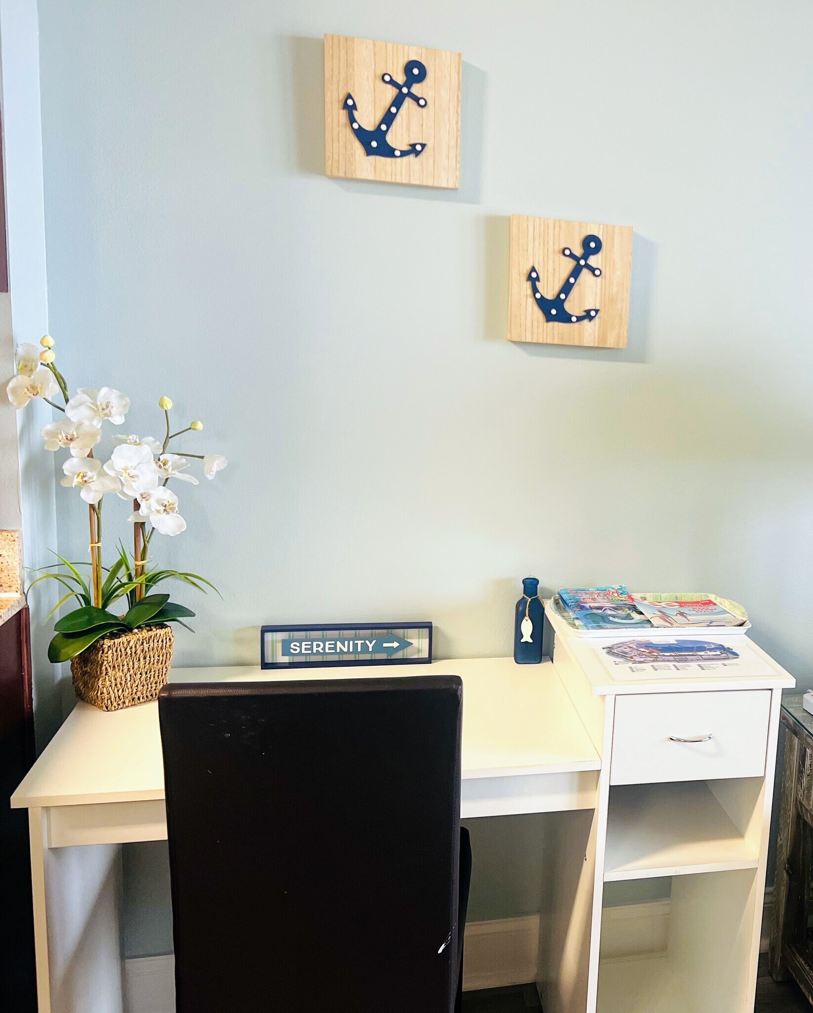 Building Photo - 9860 S Thomas Dr