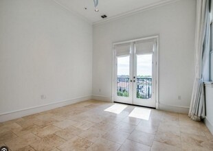 Building Photo - 6601 Mediterranean-1551