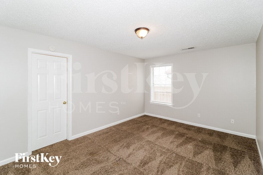Building Photo - 7367 Old Dominion Ct