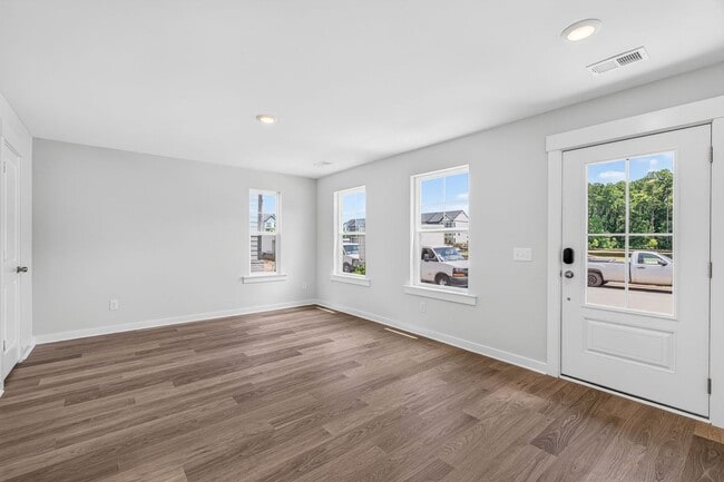Building Photo - New Construction in the Heart of Nexton