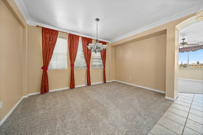 Building Photo - 3121 Club Rancho Dr