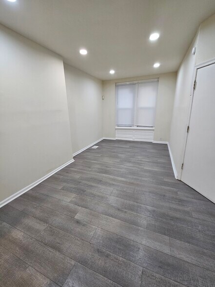 Building Photo - 2253 N 16th St