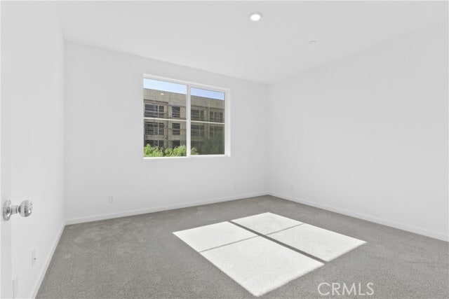 Building Photo - 960 N Tangent Privado