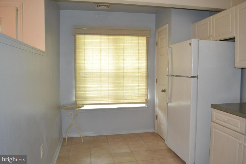 Building Photo - 6472 Terrace Ct