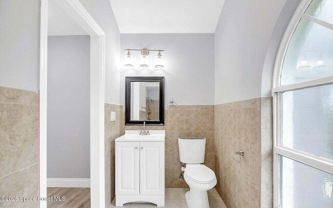 Building Photo - 614 Elmont St NW