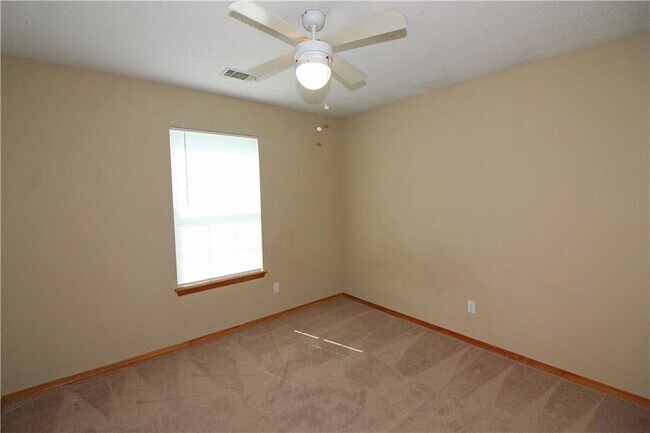 Building Photo - 2103 Bentonville