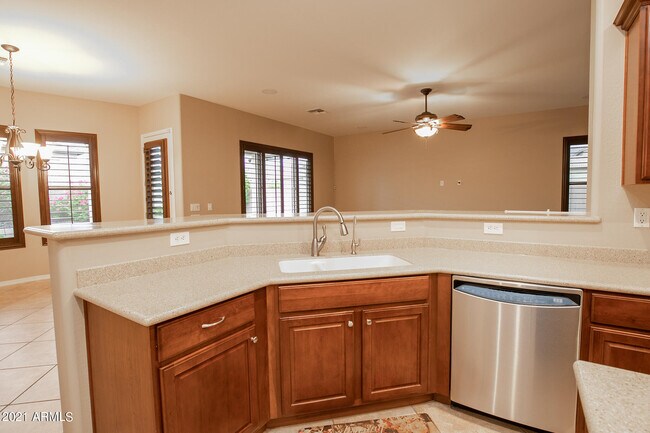 Building Photo - 5528 W Alyssa Ln