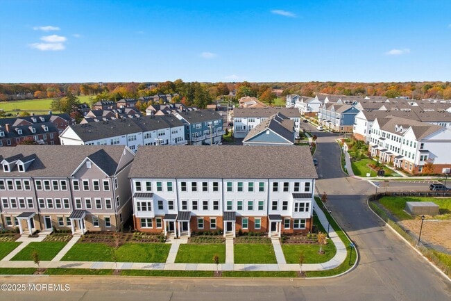 Building Photo - 4 Barton Ave