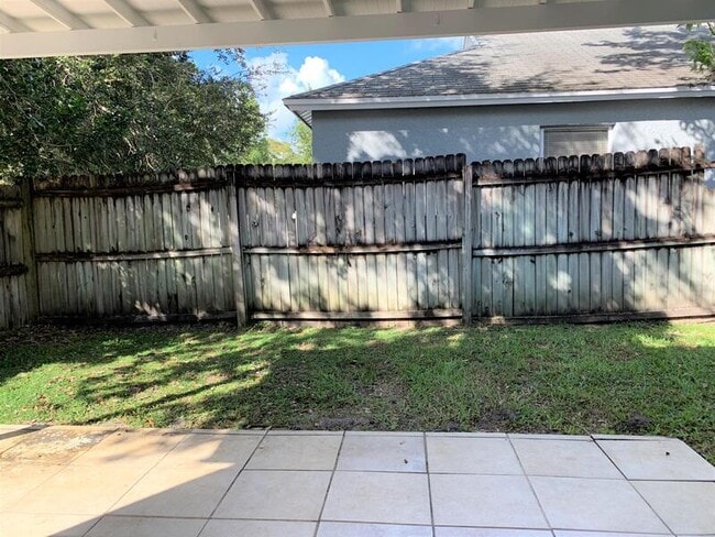 Building Photo - 1742 Circe Lake Ct