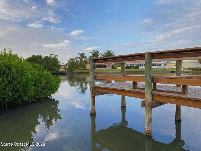 Building Photo - 5800 N Banana River Blvd