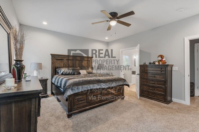 Building Photo - 286 Emily Ln