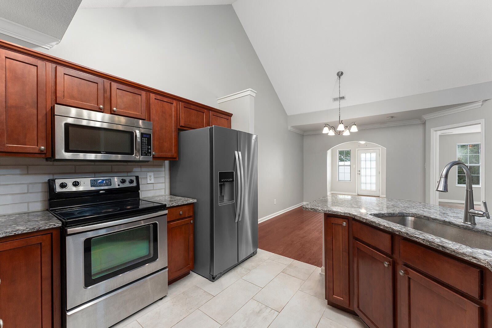 Building Photo - 3504 Oak Villa Way
