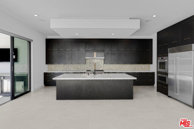 Building Photo - 20056 Mersey Ln