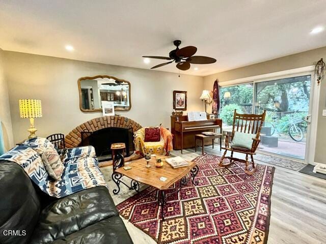 Building Photo - 883 Moreno Dr