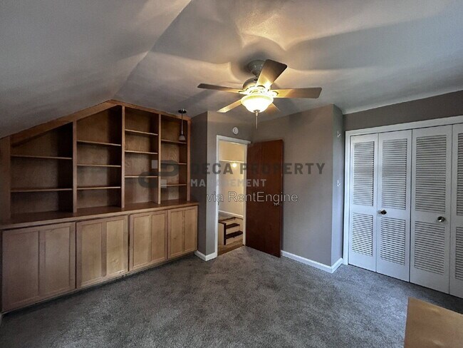 Building Photo - 9901 Arthur Ln