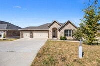 Building Photo - 2265 Wooster St