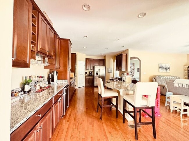 Building Photo - 4536 Briarwood Dr