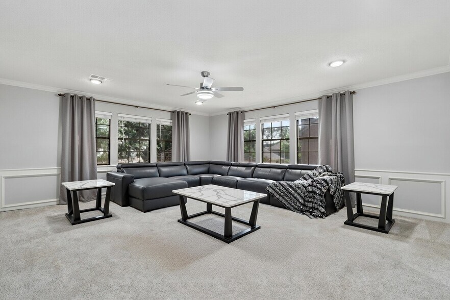 Building Photo - 1218 Emerald Green Ln