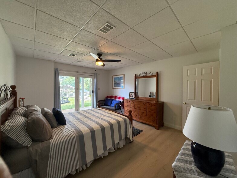 Building Photo - 16318 Stinson Cove Rd
