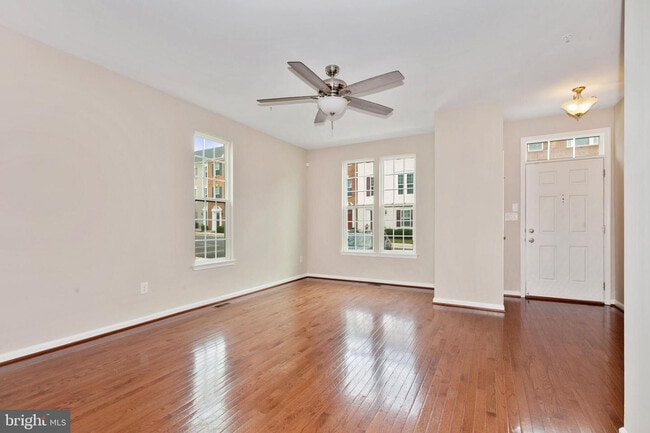 Building Photo - 9418 Paragon Ct