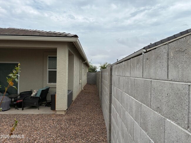 Building Photo - 18357 W Artemisa Ave