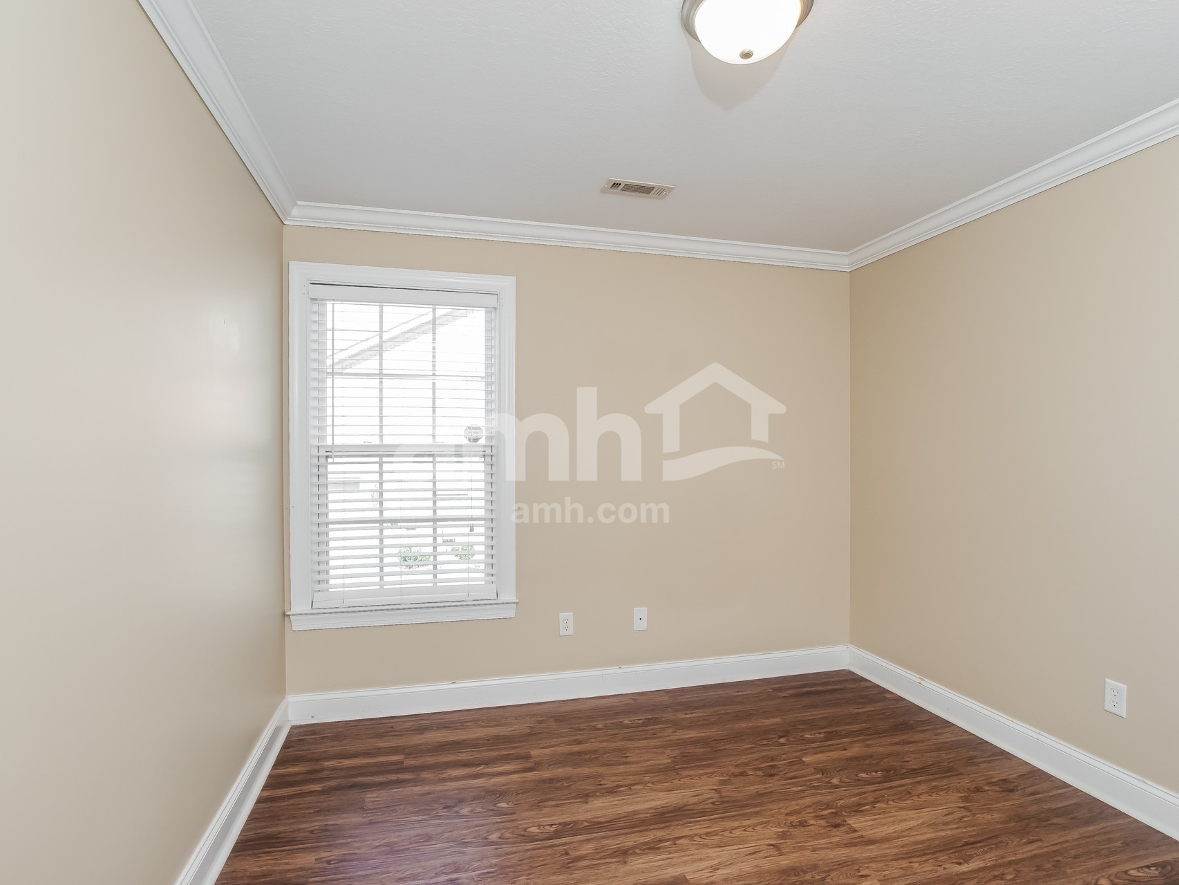 Building Photo - 1750 Bonnie Roach Ln