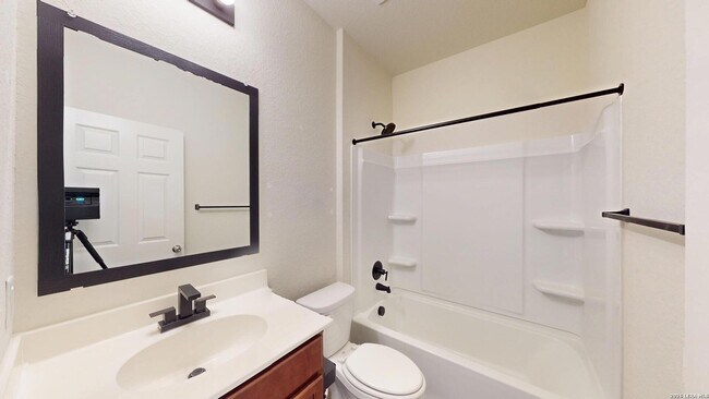 Building Photo - 344 Autumn Rouge