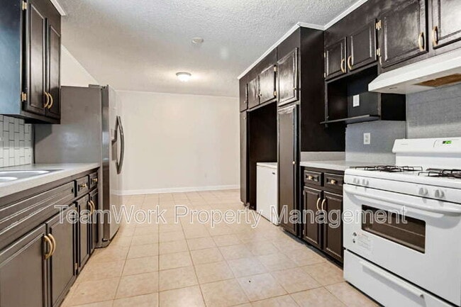 Building Photo - 4467 Donwood Cir