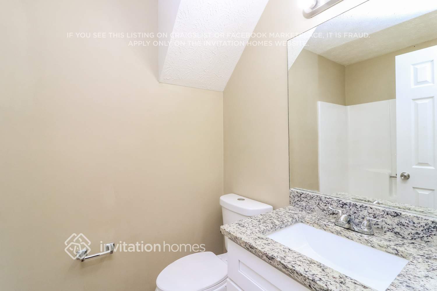 Building Photo - 2849 Meadow Dr