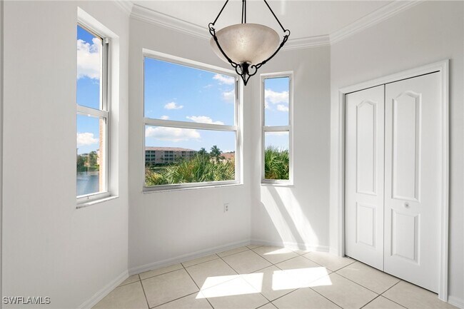 Building Photo - 8570 Kingbird Loop