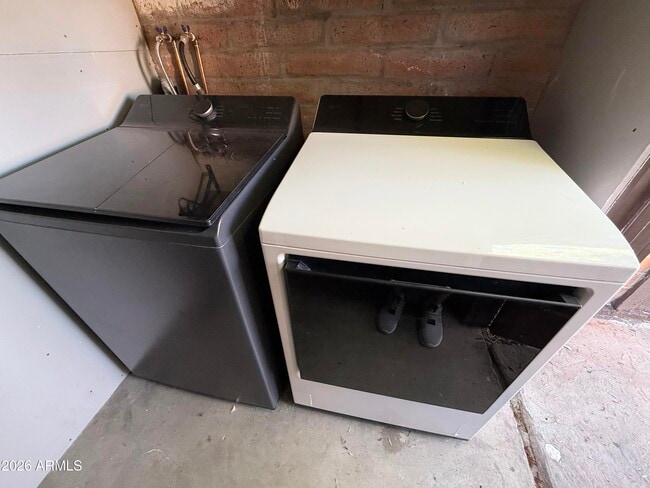 Building Photo - 3032 N 32nd St