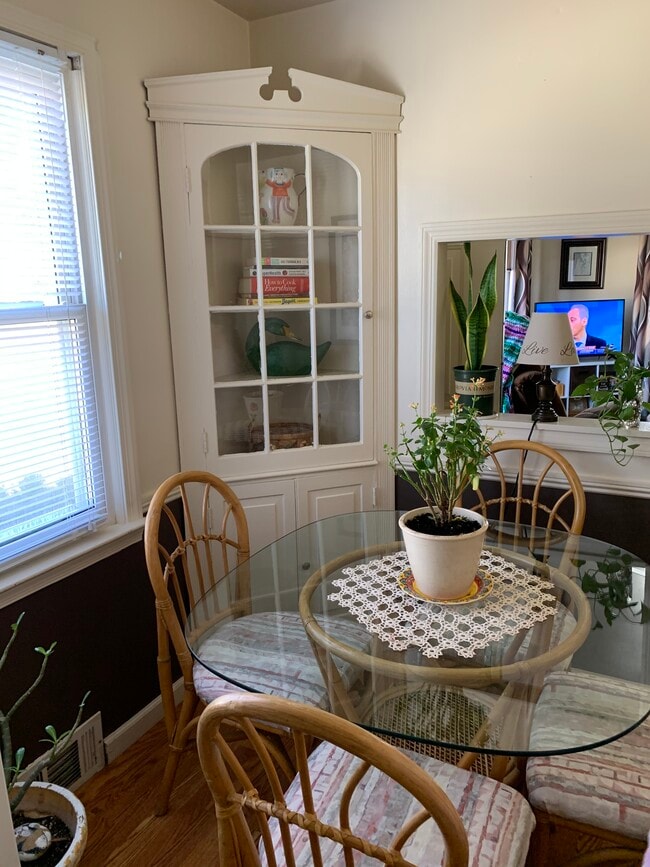 Building Photo - 320 Washington Ave