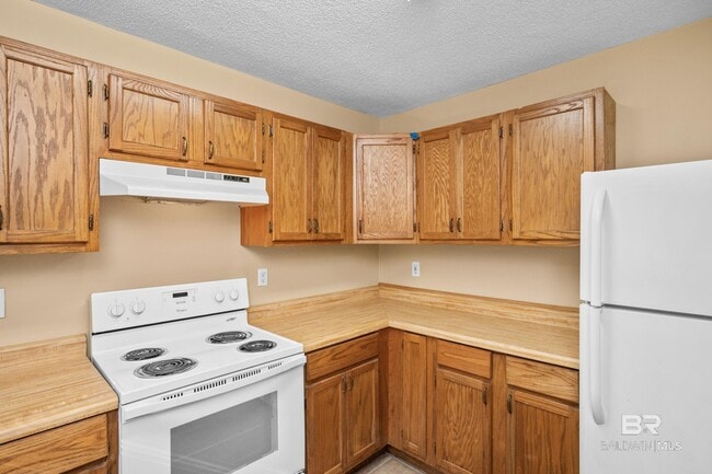 Building Photo - 8564 Garden Cir