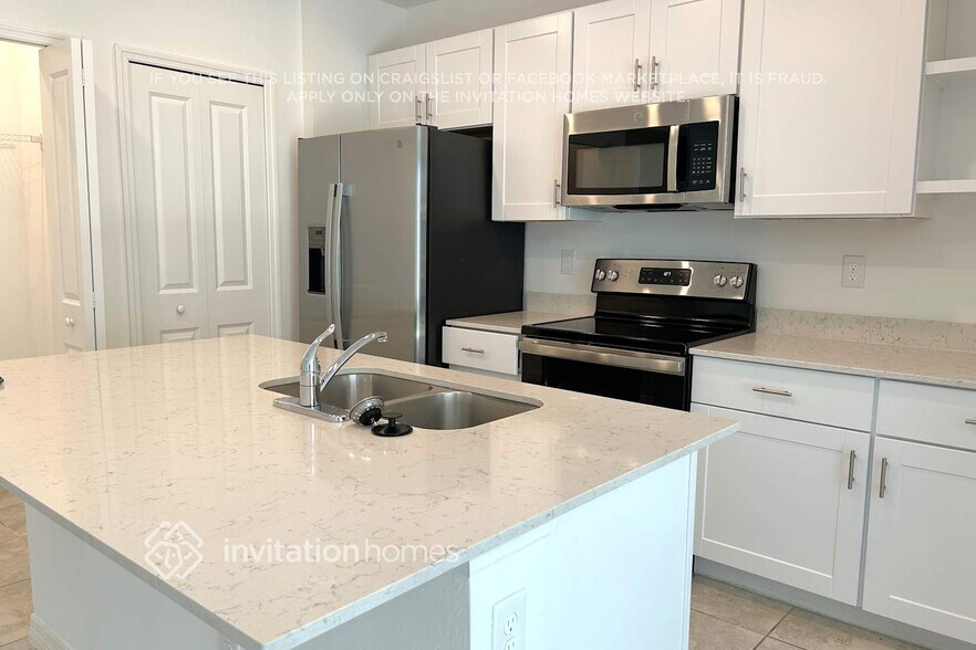 Building Photo - 10349 Bradmore Rd